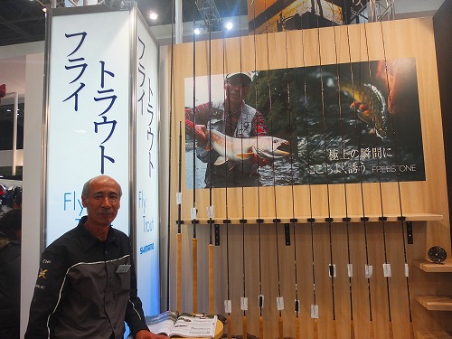 kaku0324e.jpg