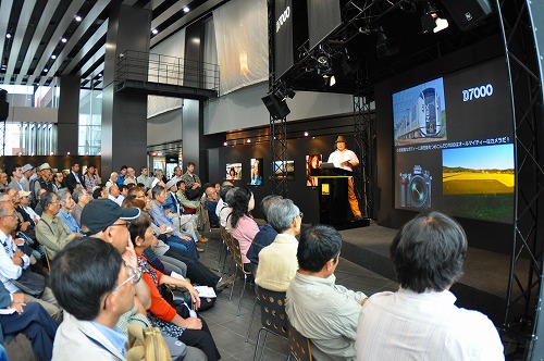 nikon1015d.jpg