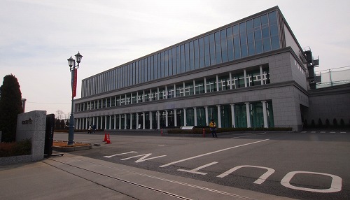 sin0220g1.jpg